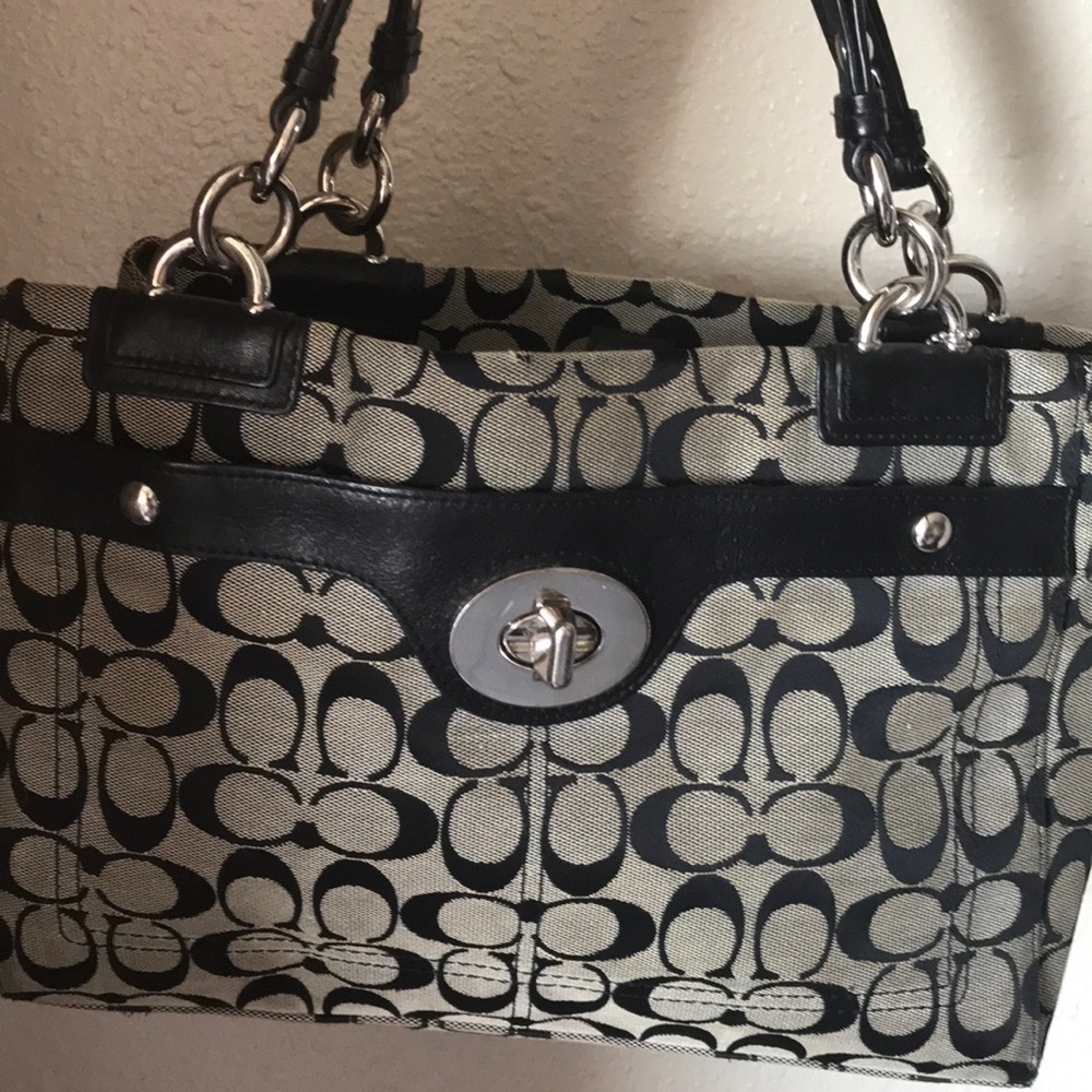 Handbag